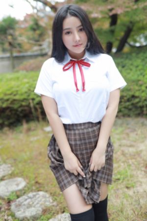 欧美女星看卡戴珊_DVD电影全集观看